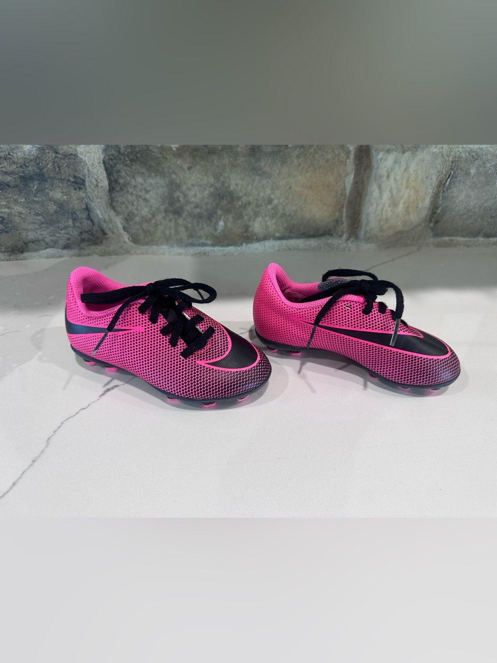 Nike Jr. Bravata II FG Pink Black Rubber Cleat Lace Up Soccer Cleats Girls 10 C
